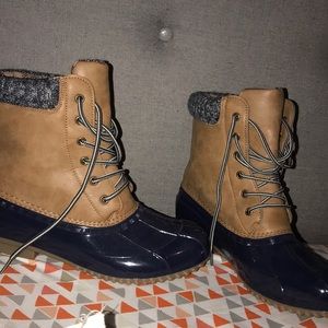 duck boots